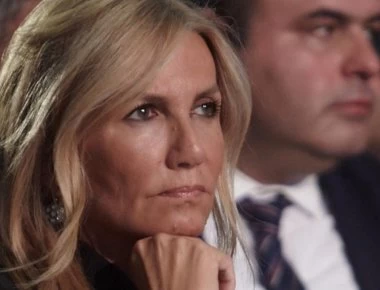 Η προσκεκλημένη που έκλεψε τις εντυπώσεις στο γάμο Κικίλια- Μπαλατσινού (φωτο)